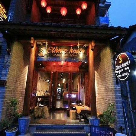 Ethnic House Lounge Bar & Hostel Dong Van  Eksteriør billede